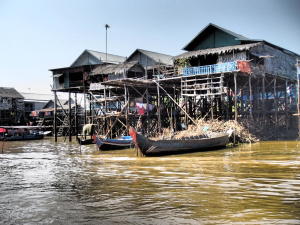 Tonle Sap lake(Kompoung Pluk) floating village