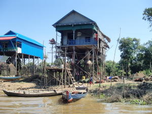 Tonle Sap lake(Kompoung Pluk) floating village