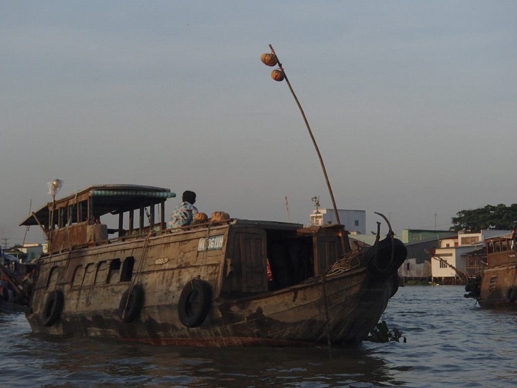 Boat selling goods